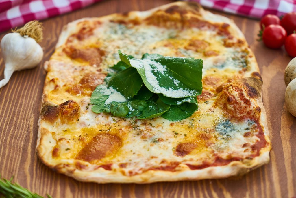 Domowy przepis na pizzę bez drożdży